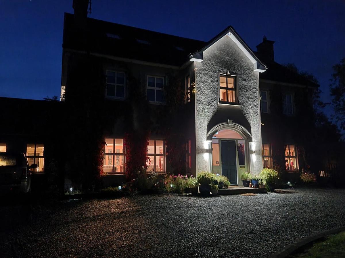 ホテル Lynster House モナハン エクステリア 写真